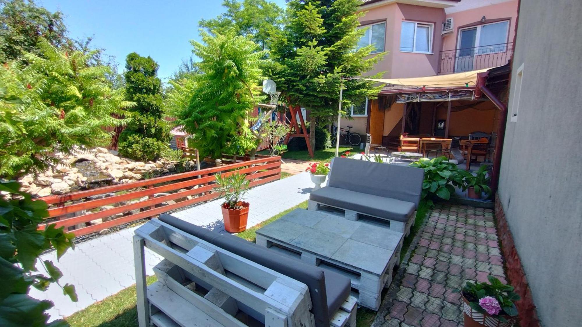 ホテル Casa Aura 1 コスティネシュティ エクステリア 写真